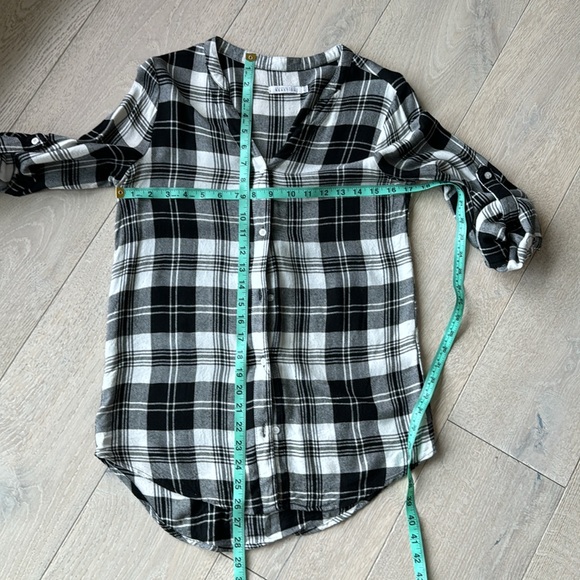 Kenneth Cole ladies top - Picture 7 of 9